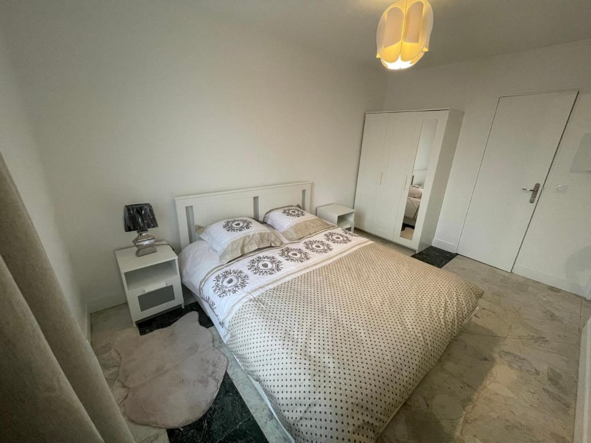 Joli T2, Terrasse Et Jardin, Ideal Pour Familles, A 15 Min De L'Aeroport Roissy Cdg Tremblay-en-France Exterior foto